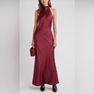 Sleeveless satin Halter dress M (US8-10)